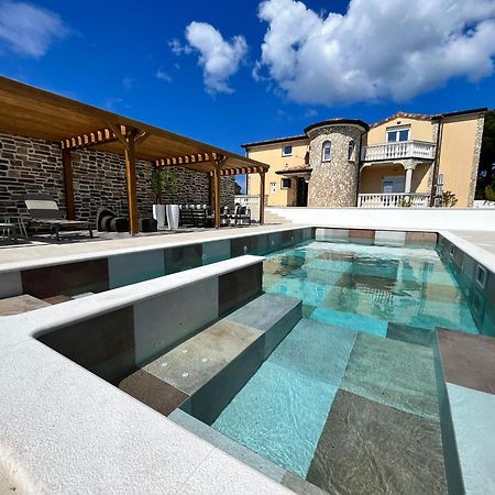 Olivea Luxury Suites Fažana Eksteriør bilde