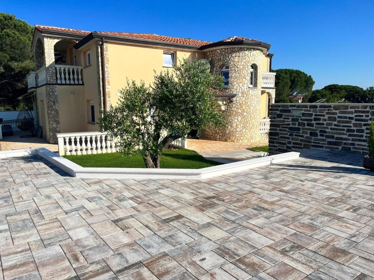 Olivea Luxury Suites Fažana Eksteriør bilde