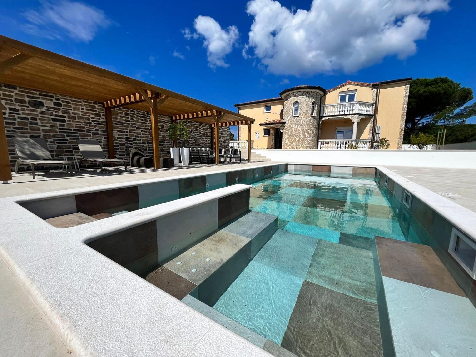 Olivea Luxury Suites Fažana Eksteriør bilde